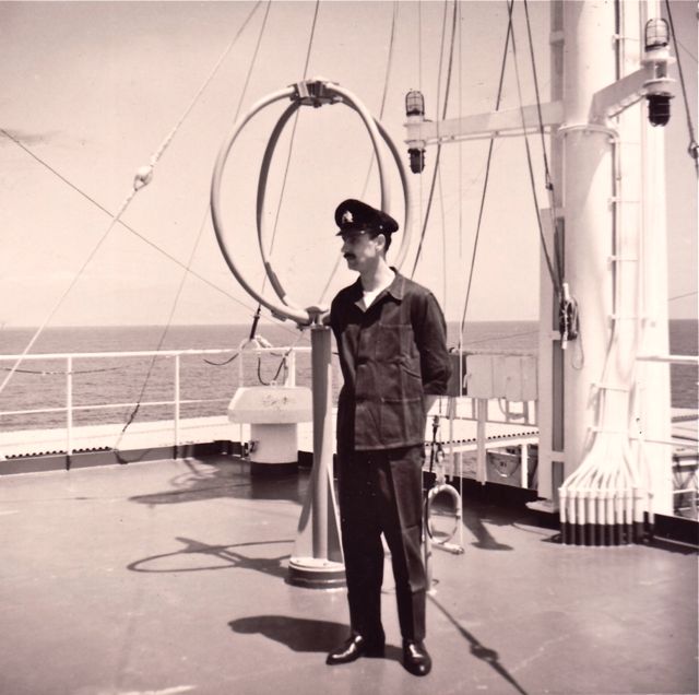 Gerrit wist van het apparaat dat hij moest bewaken enkel dat het in werking 'Woesj, woesj, woesj…' deed.